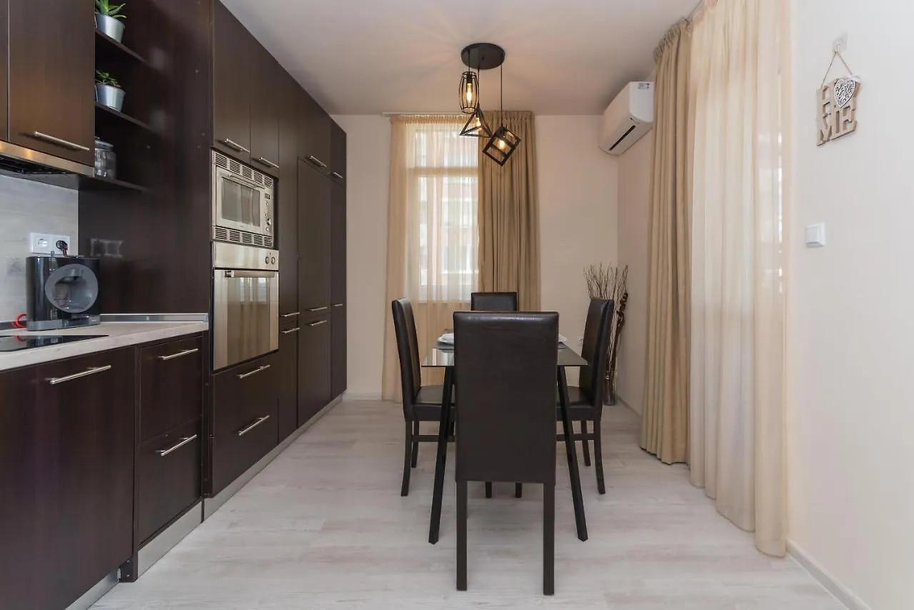 Alma Apartment - Stylish 1Bd Flat With Balcony By Flat Mаnager Płowdiw Bułgaria